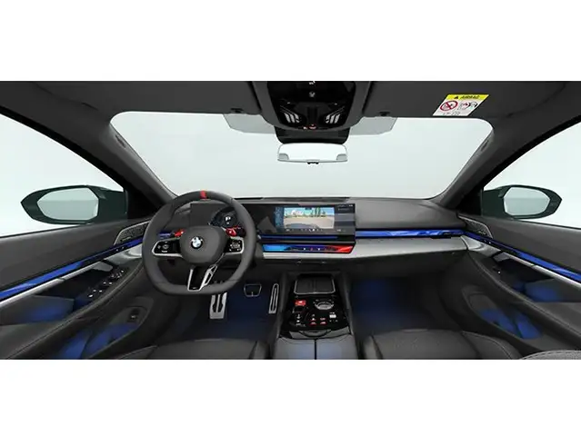 BMW M5 view 5