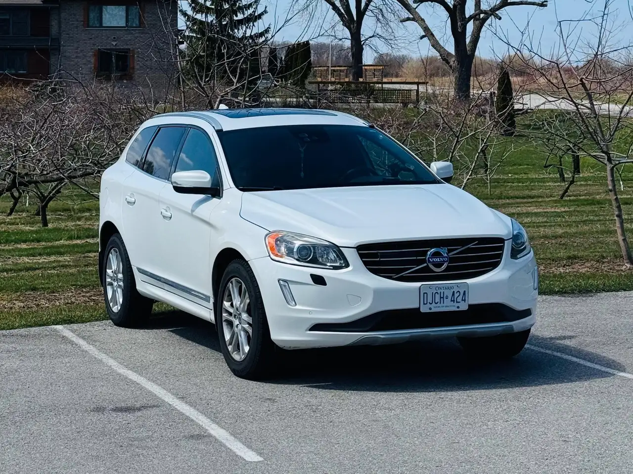 Volvo XC60 снимка Volvo XC60