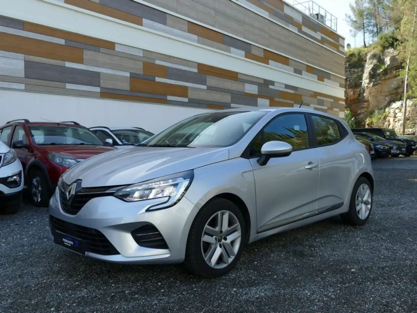 Renault Clio V 1.0 TCE 100 Ch ZEN BVM5 Gris - 1
