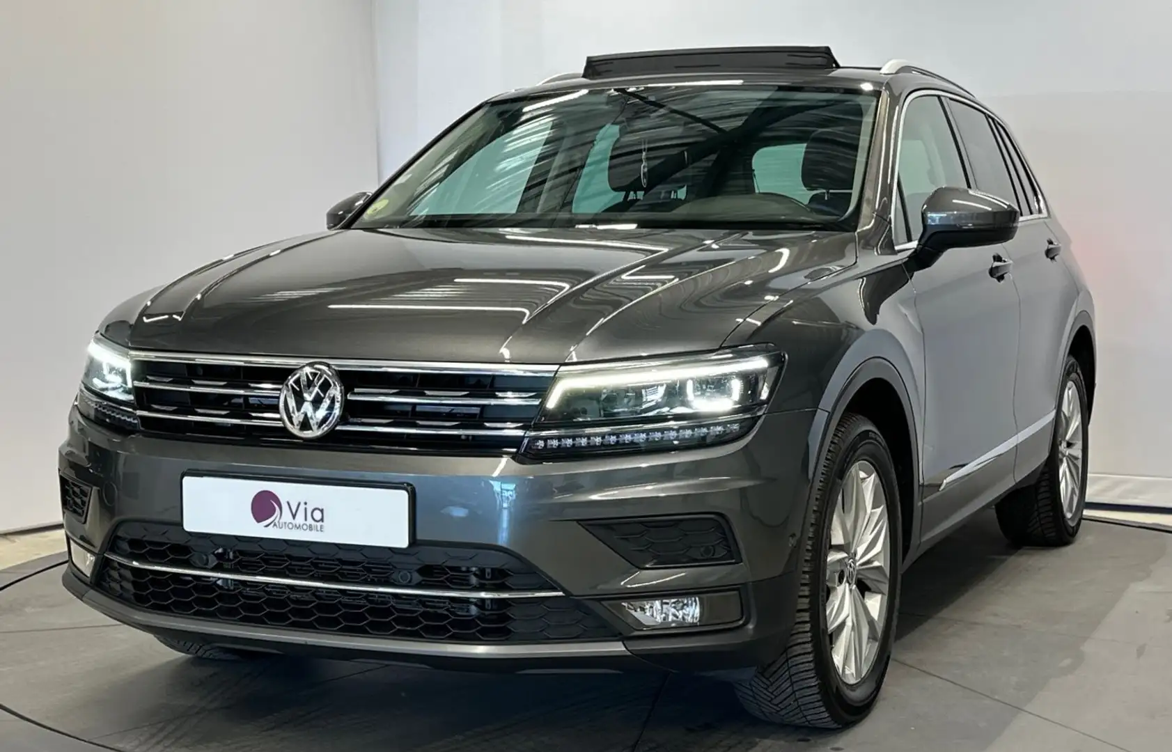 Volkswagen Tiguan 2.0 TDI 190 DSG7 4Motion Carat TOIT PANO OUVRANT Gris - 1