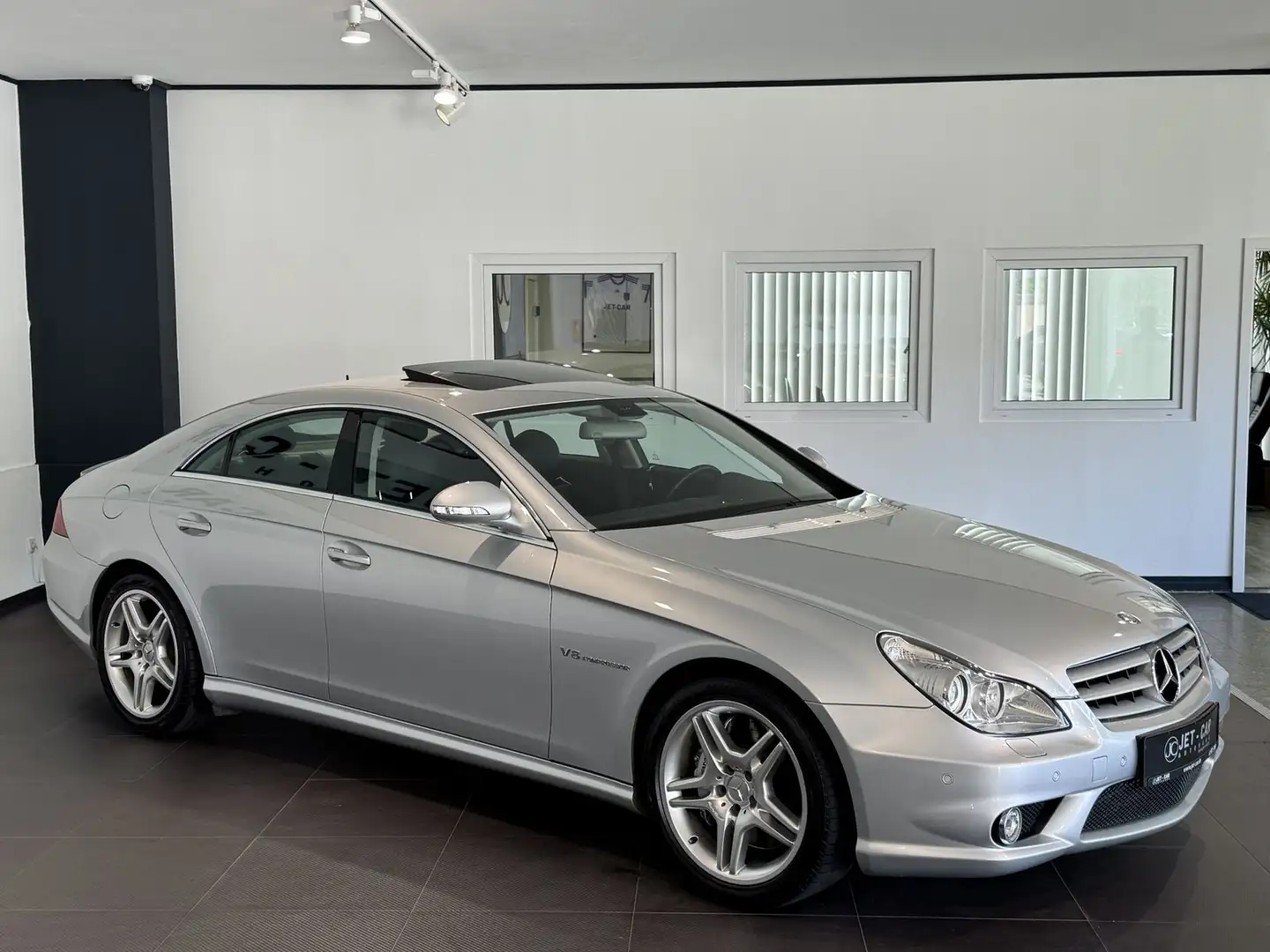 Mercedes-Benz CLS 55 AMG Comand-S.Dach - 63.410 KM -2. Hand* Zilver - 2