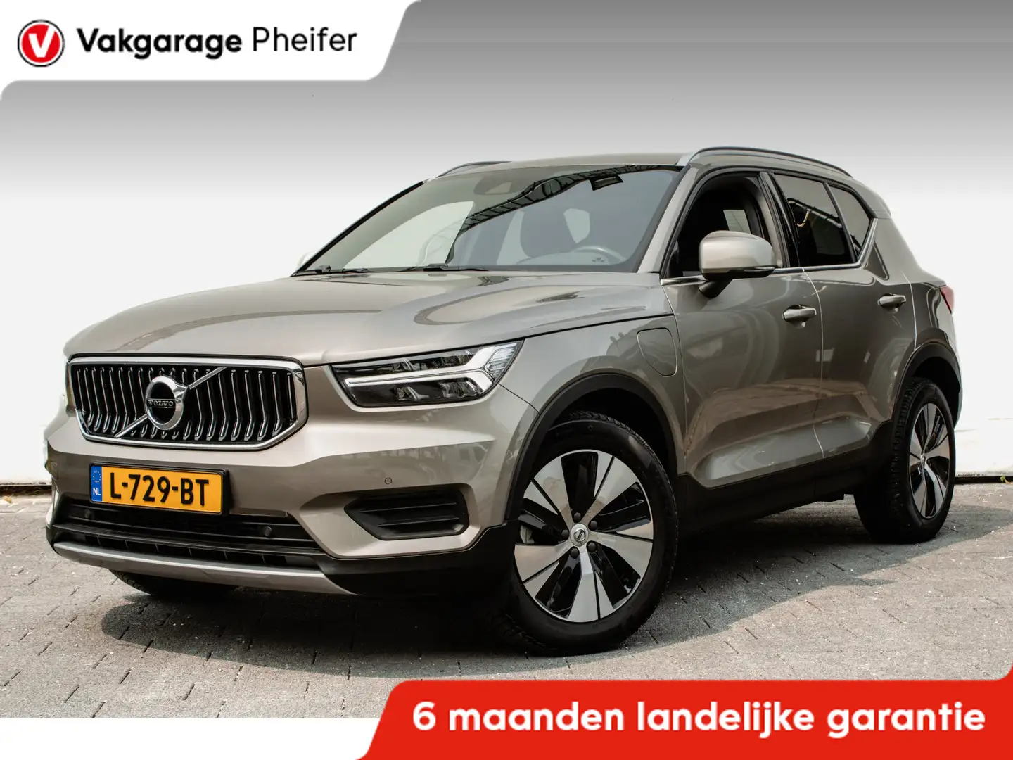 Volvo XC40 1.5 T4 211pk Aut. Recharge Inscription Expression Grijs - 1