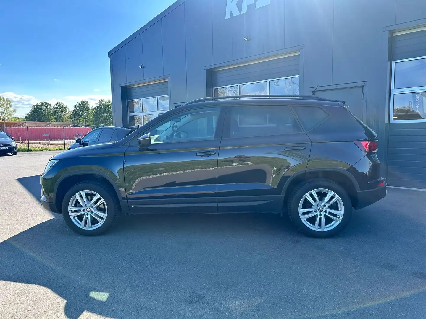 SEAT Ateca Style LED Scheinwerfer PDC Media System gepflegt Schwarz - 2
