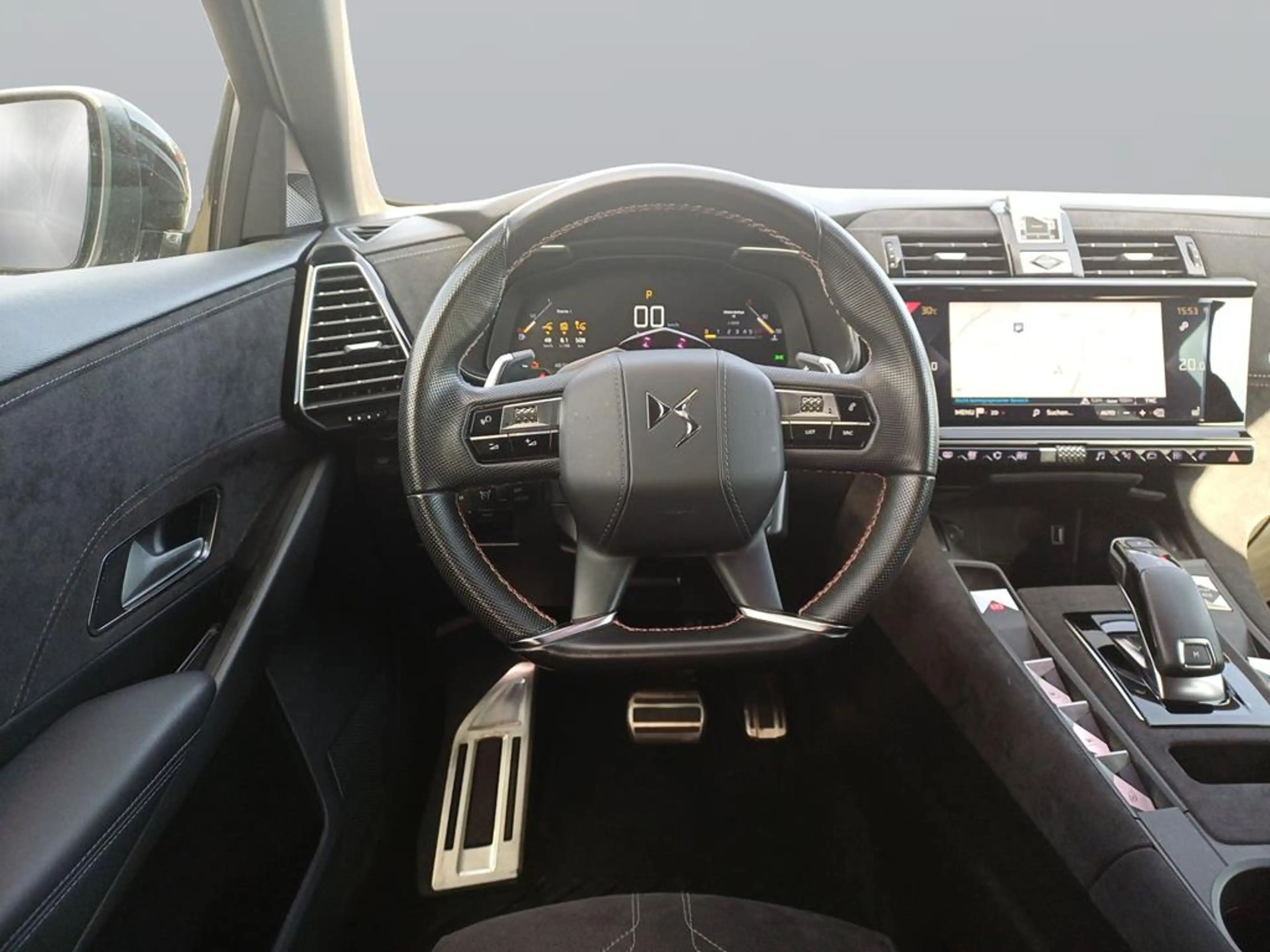 DS Automobiles DS 7 Crossback Performance Line + — photo 15