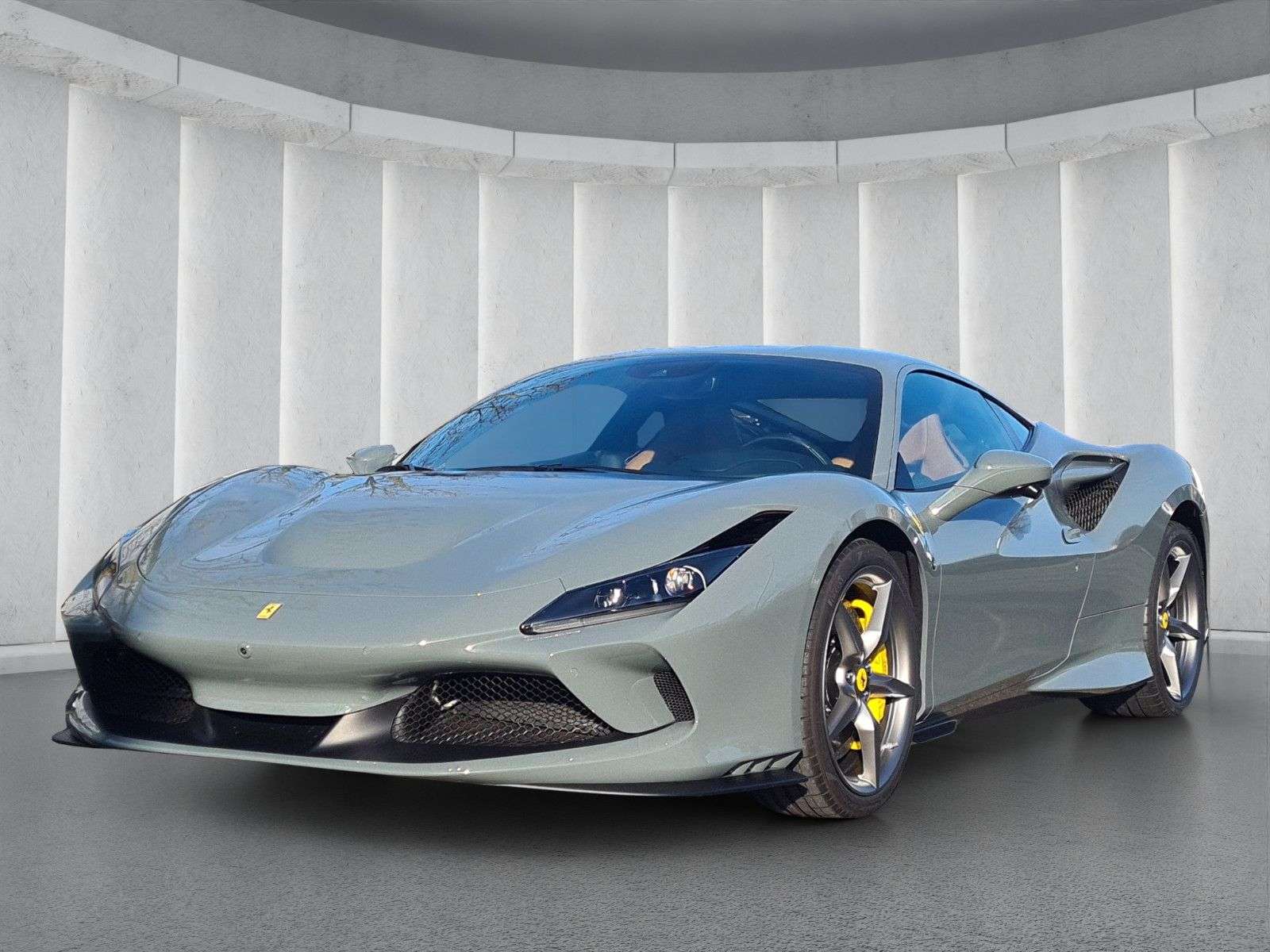 Second hand Ferrari F8 Tributo 3.9