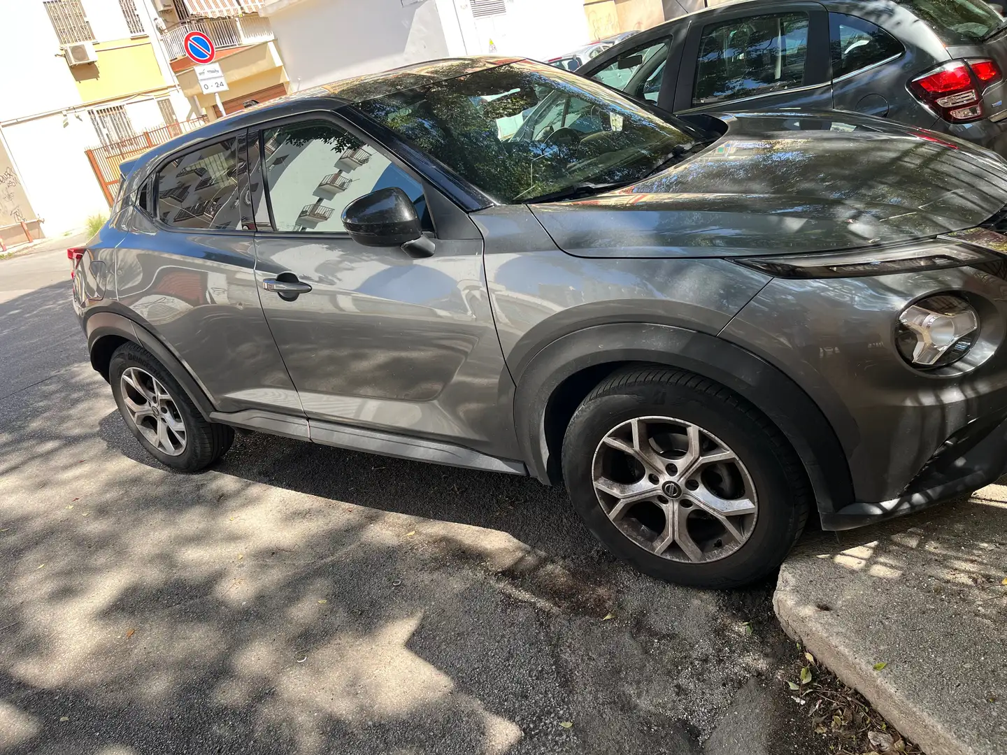 Nissan Juke Juke 1.0 dig-t N-Connecta 114cv Grigio - 2