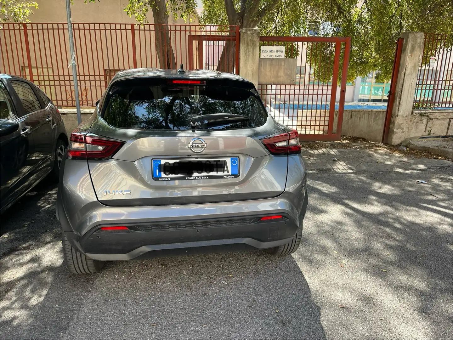 Nissan Juke Juke 1.0 dig-t N-Connecta 114cv Grigio - 1