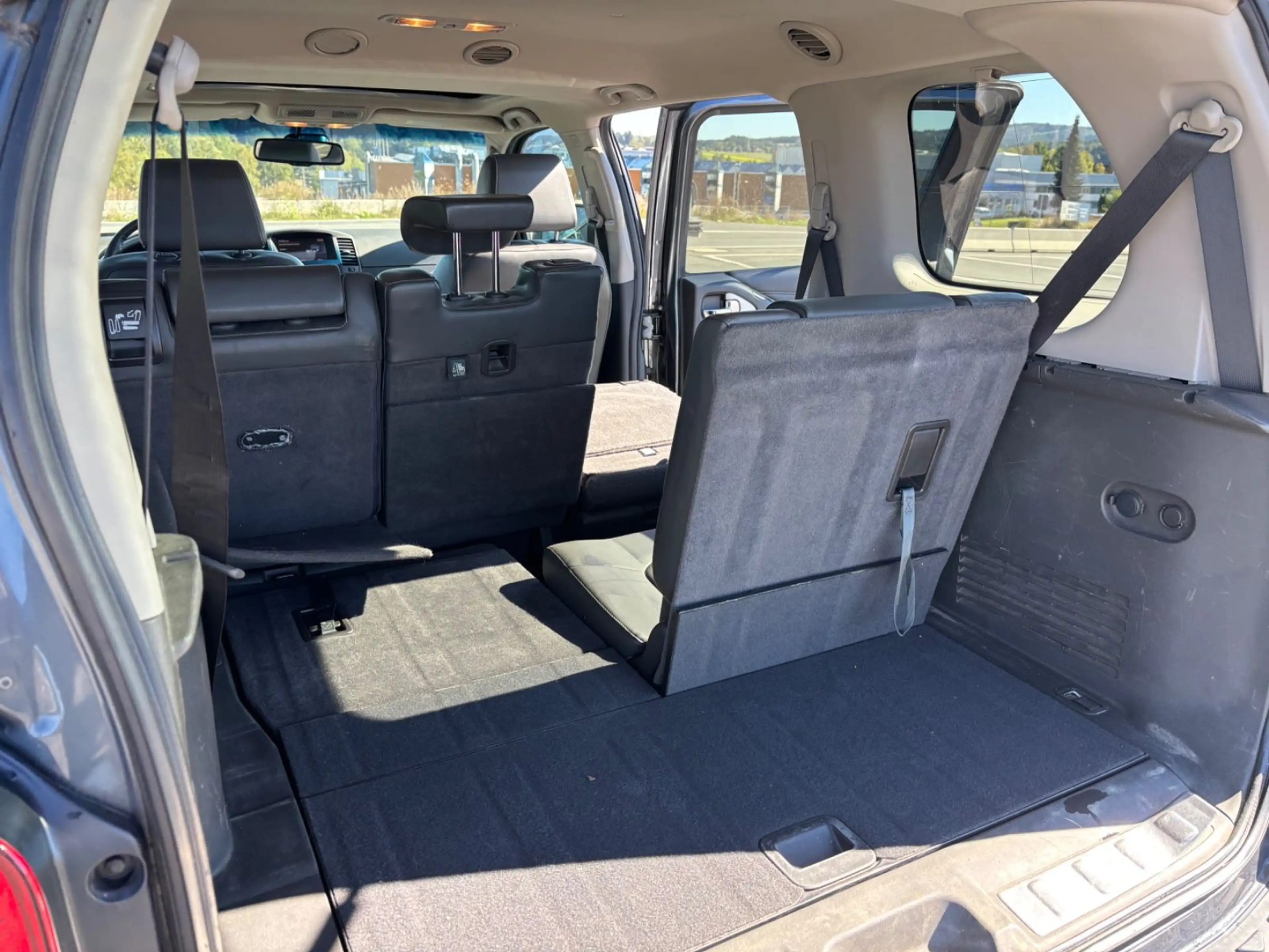 Nissan Pathfinder 3.0 dCi LE 4x4 Automatik 7 Sitzer — photo 10