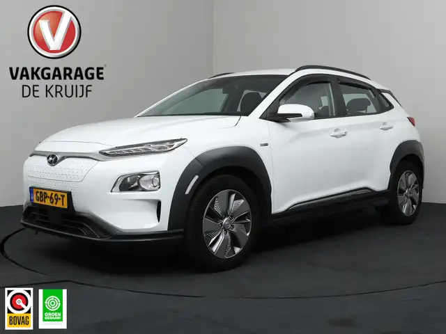 Hyundai KONA EV Premium 64 kWh SoH 96,6%! | ACC | Camera | Navi