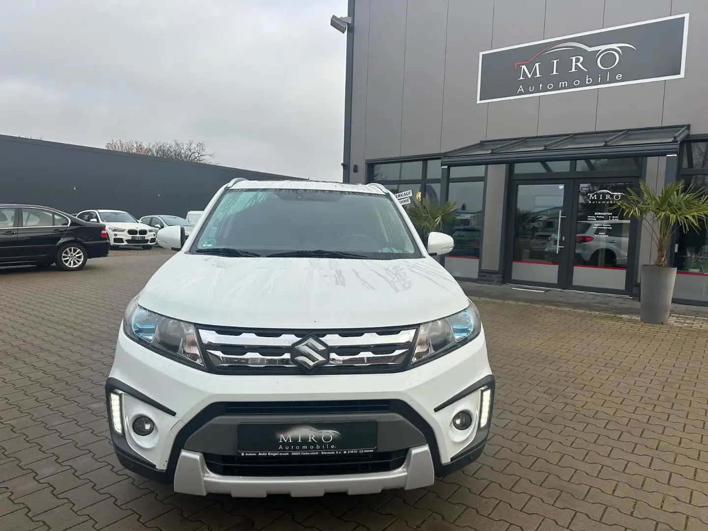 Suzuki Vitara 1.6 DDiS Comfort+ 4x2 Weiß - 1