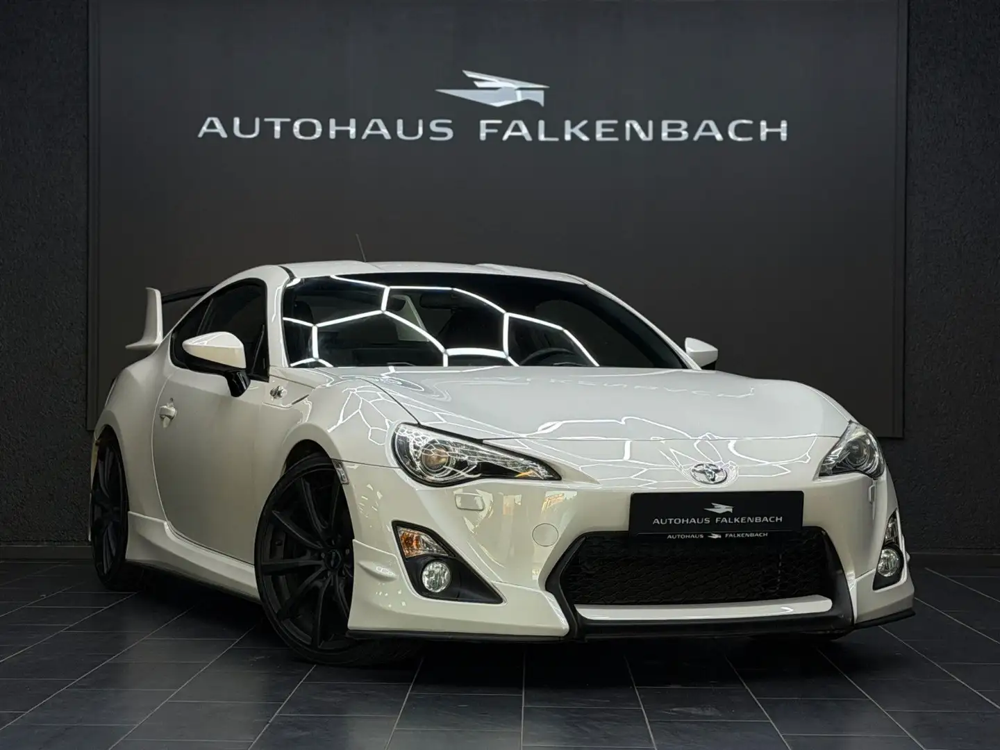 Toyota GT86 *AERO PAKET*TEILLEDER*SHZ* Weiß - 1