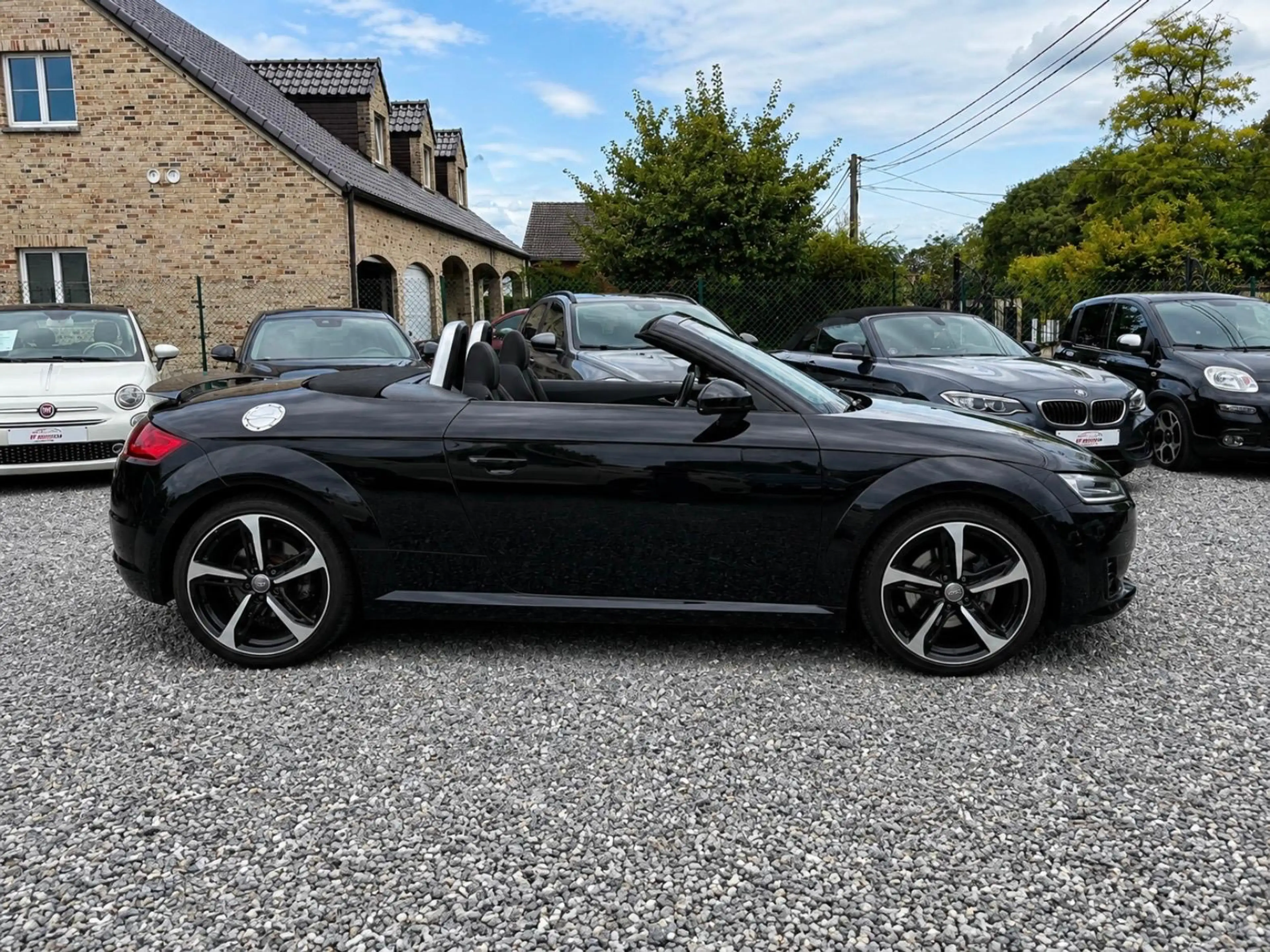Audi TT 2.0 TFSI S tronic * FULL SERVICE HISTORY / CARNET ENTRETIEN COMPLET * ÉTAT SHOWROOM — photo 2