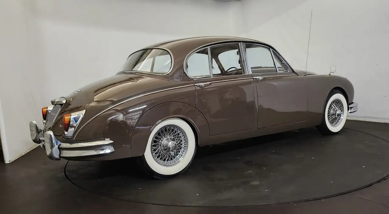 Jaguar MK II 3.8 overdrive, foto 4