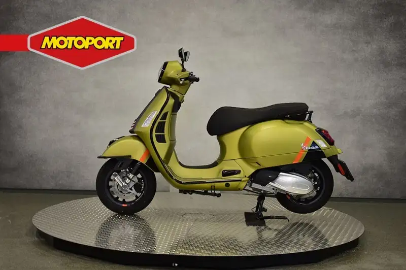 Vespa GTS Super Sport 300 - foto 5