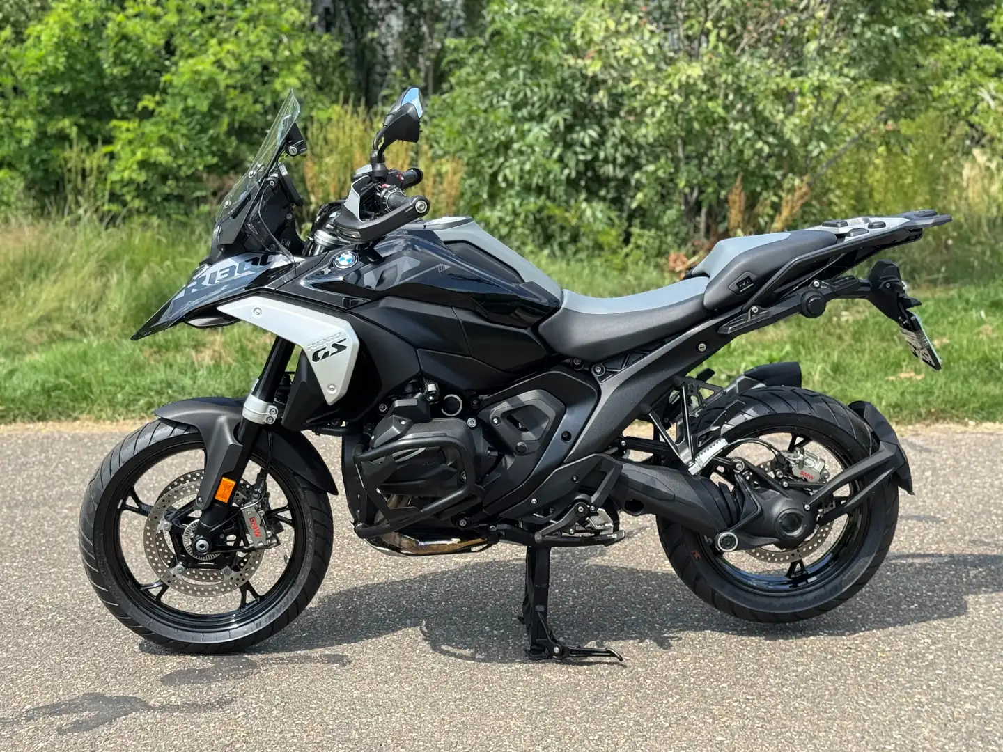 BMW R 1300 GS Triple Black Zwart - 2