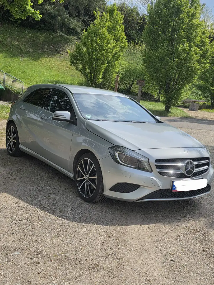 Mercedes-Benz A 200 CDI Urban Срібний - 1