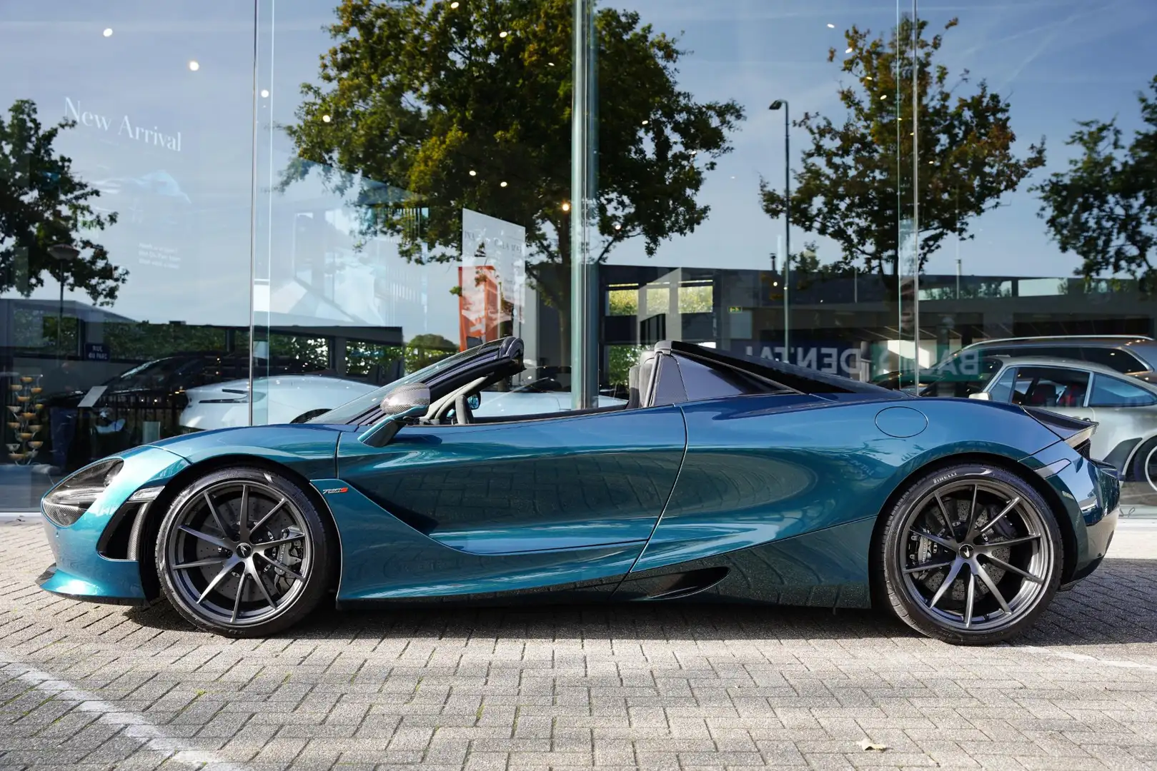 McLaren 720S Spider / FULL CARBON / LIFT / MSO Grün - 2