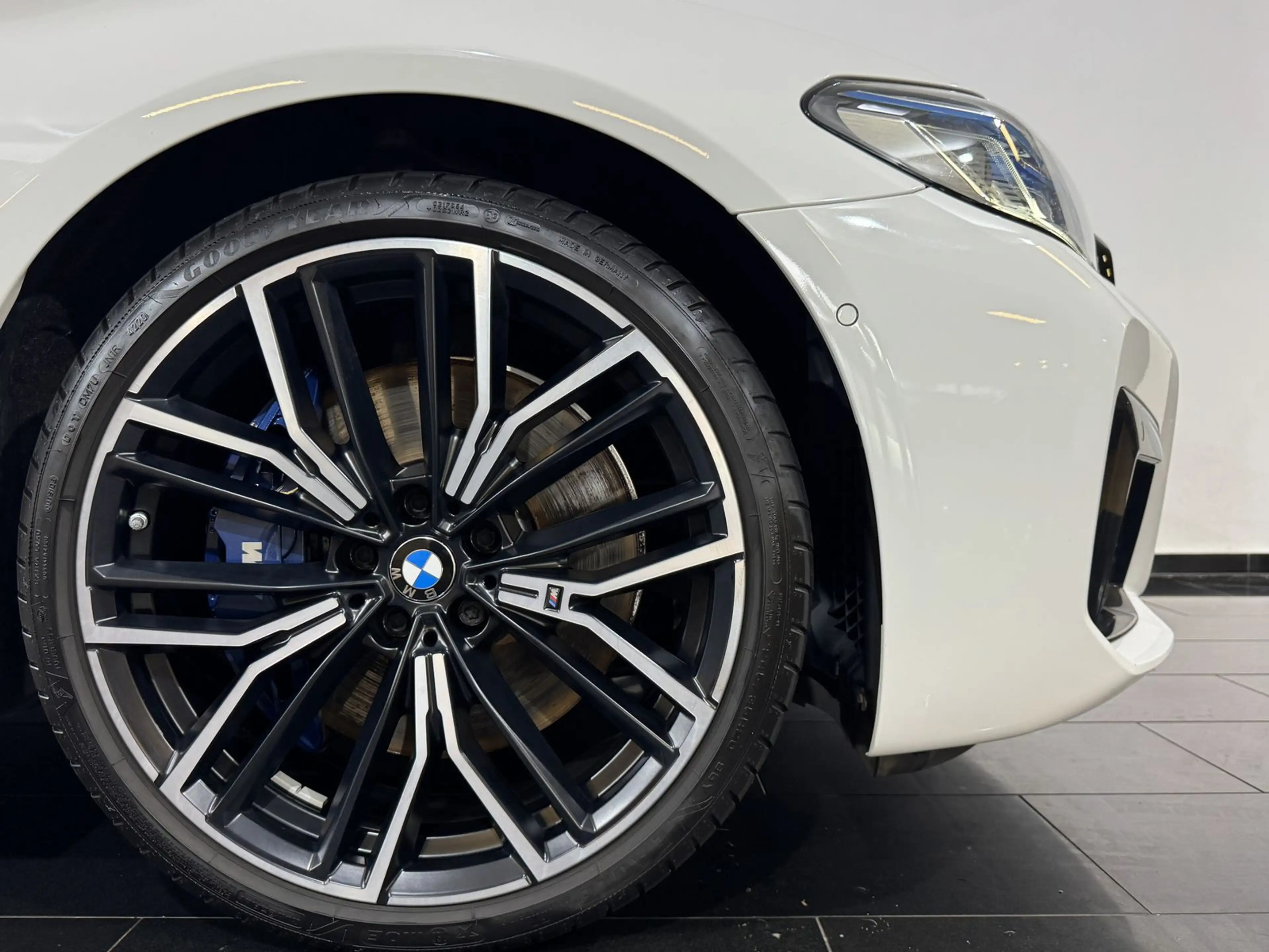 BMW 530 d xDrive M Sport *AHK*Memory*LED*Kamera*H-UP — photo 6