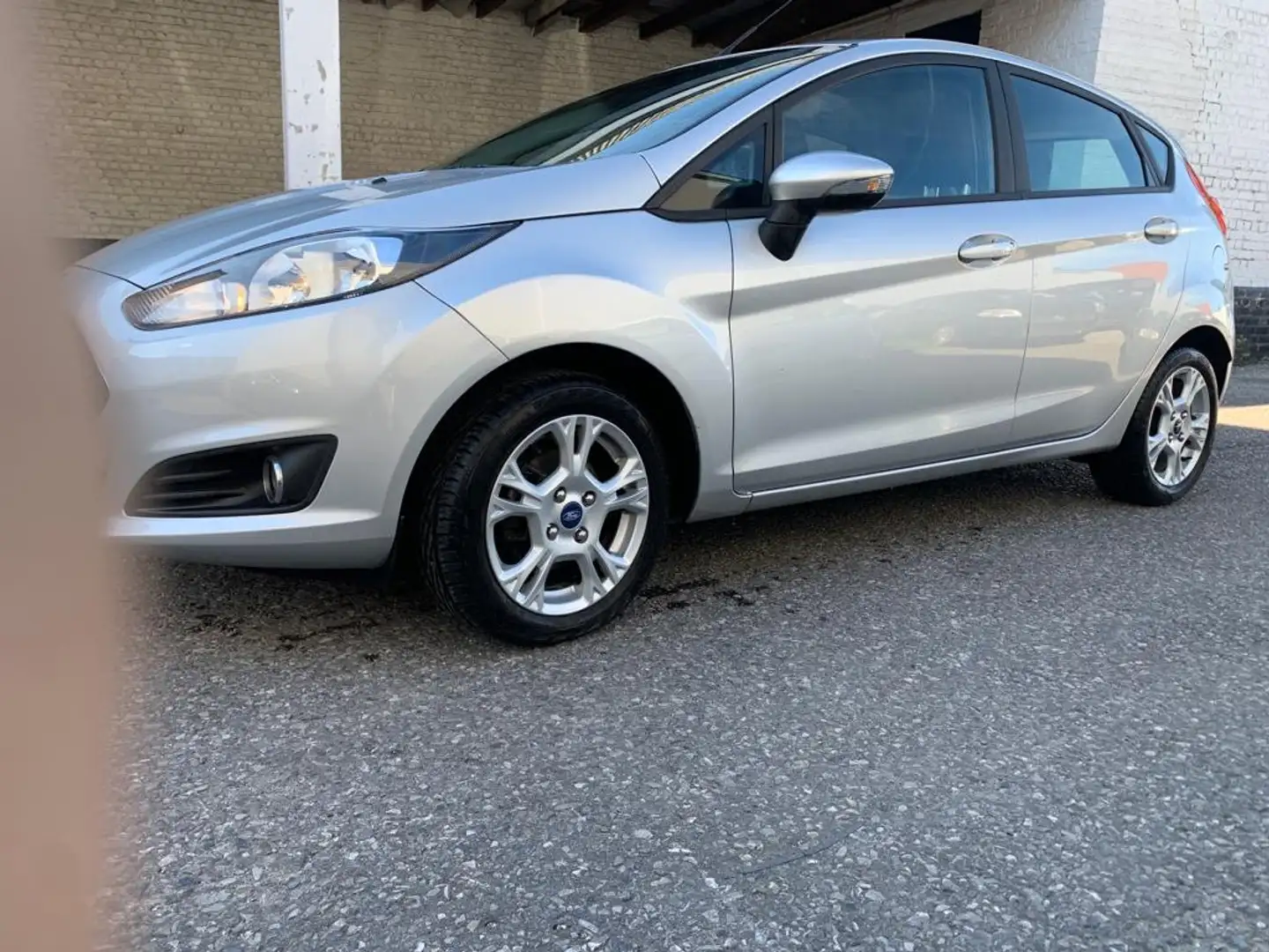 Ford Fiesta Fiesta 1.4i AUTO 12 MOIS DE GARANTIE Zilver - 1
