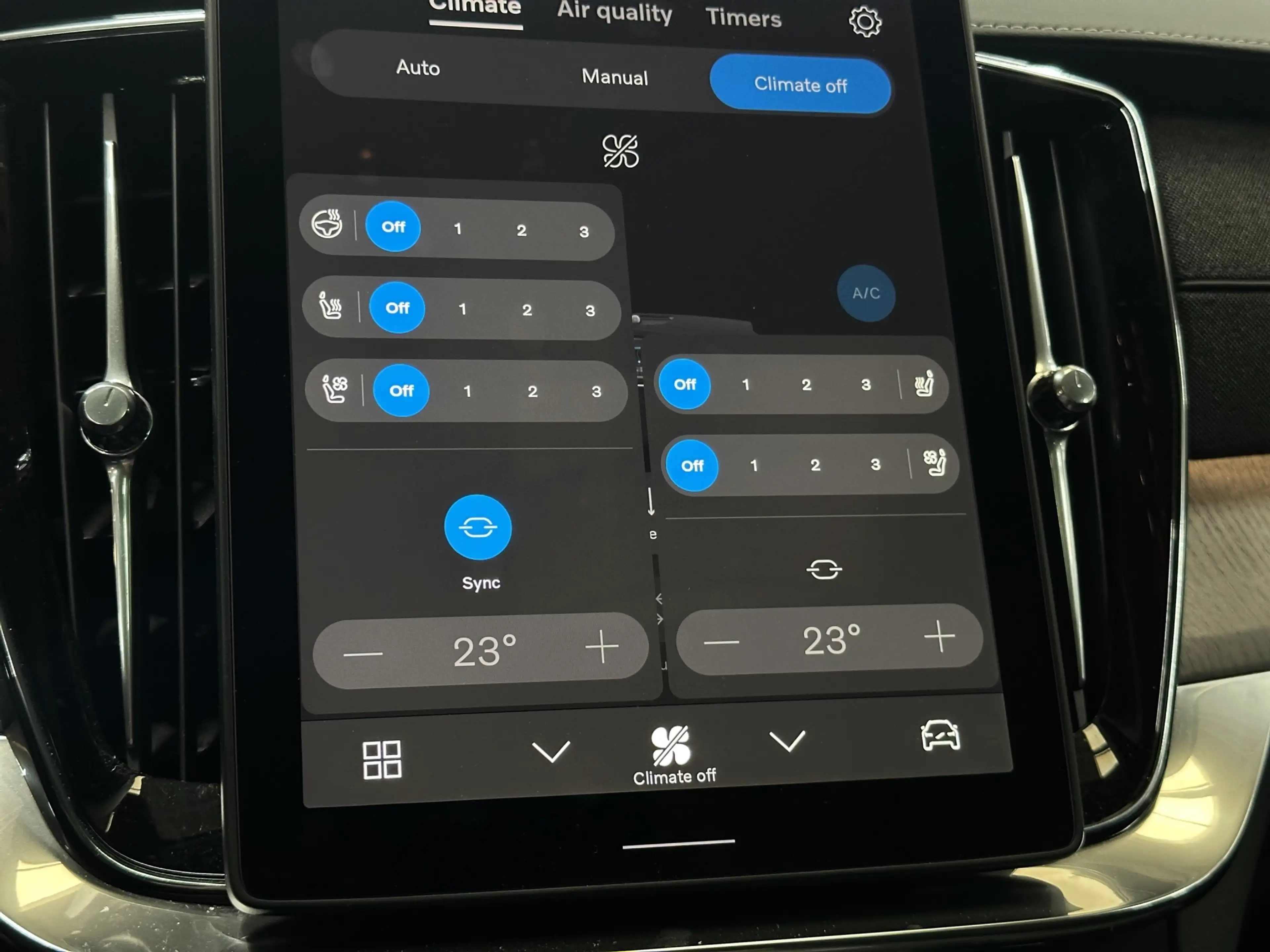 Volvo XC90 2.0 T8 Plug-in hybrid AWD Ultra Dark Pano | Stoelm — photo 22
