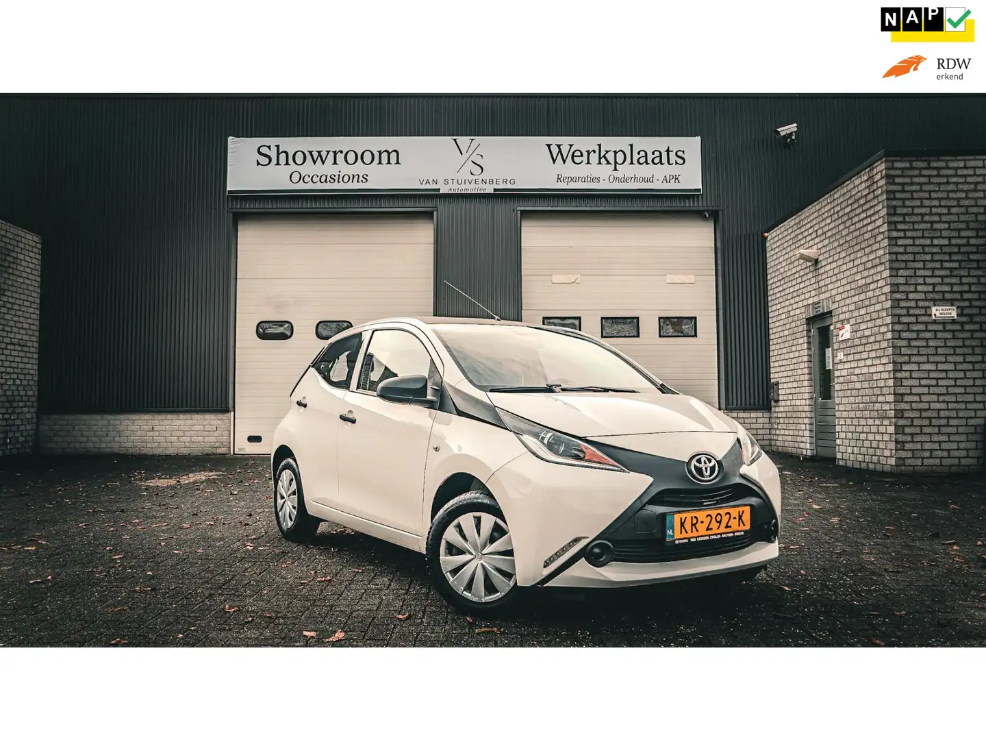 Toyota Aygo 1.0 VVT-i x-now Weiß - 1