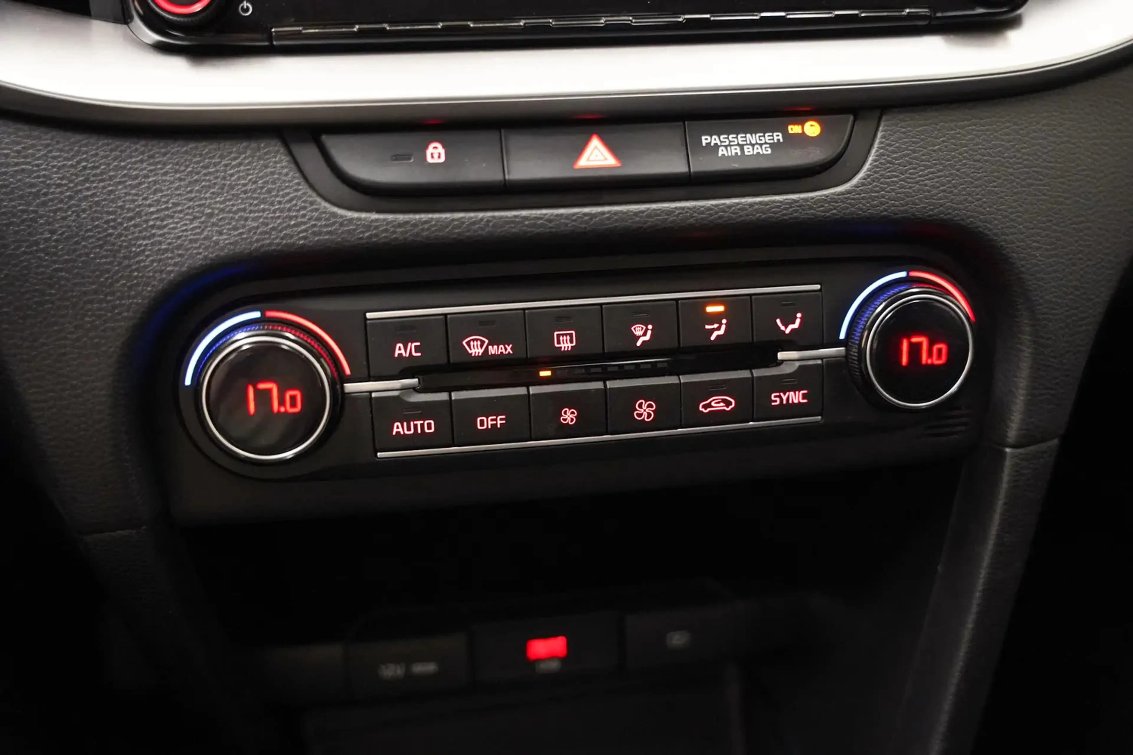 Kia Ceed SW / cee'd SW Sportswagon 1.0 T-GDi DynamicLine [ Apple/Android — photo 10
