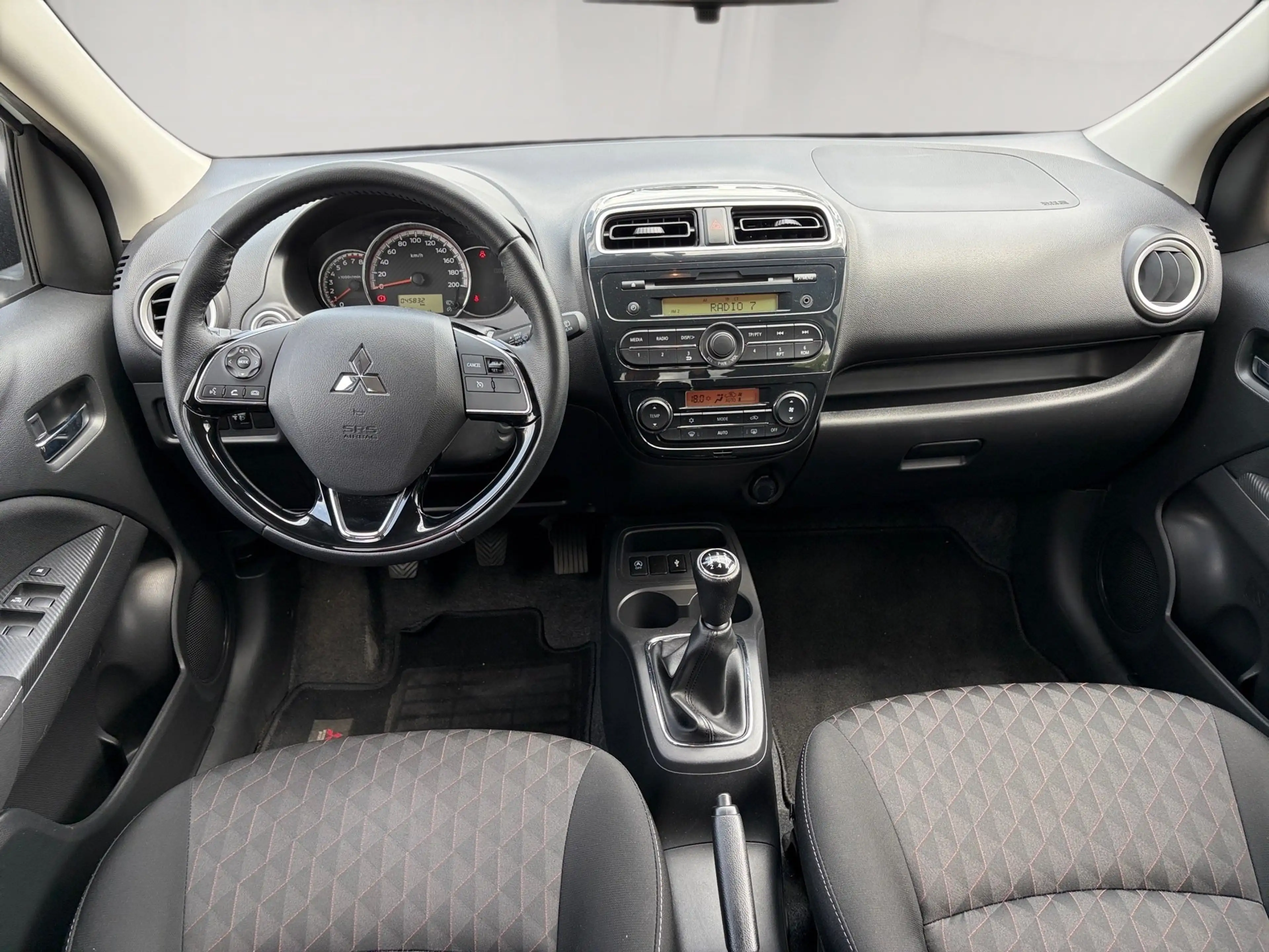 Mitsubishi Space Star 1.2 Select+ SHZ+LM — photo 11