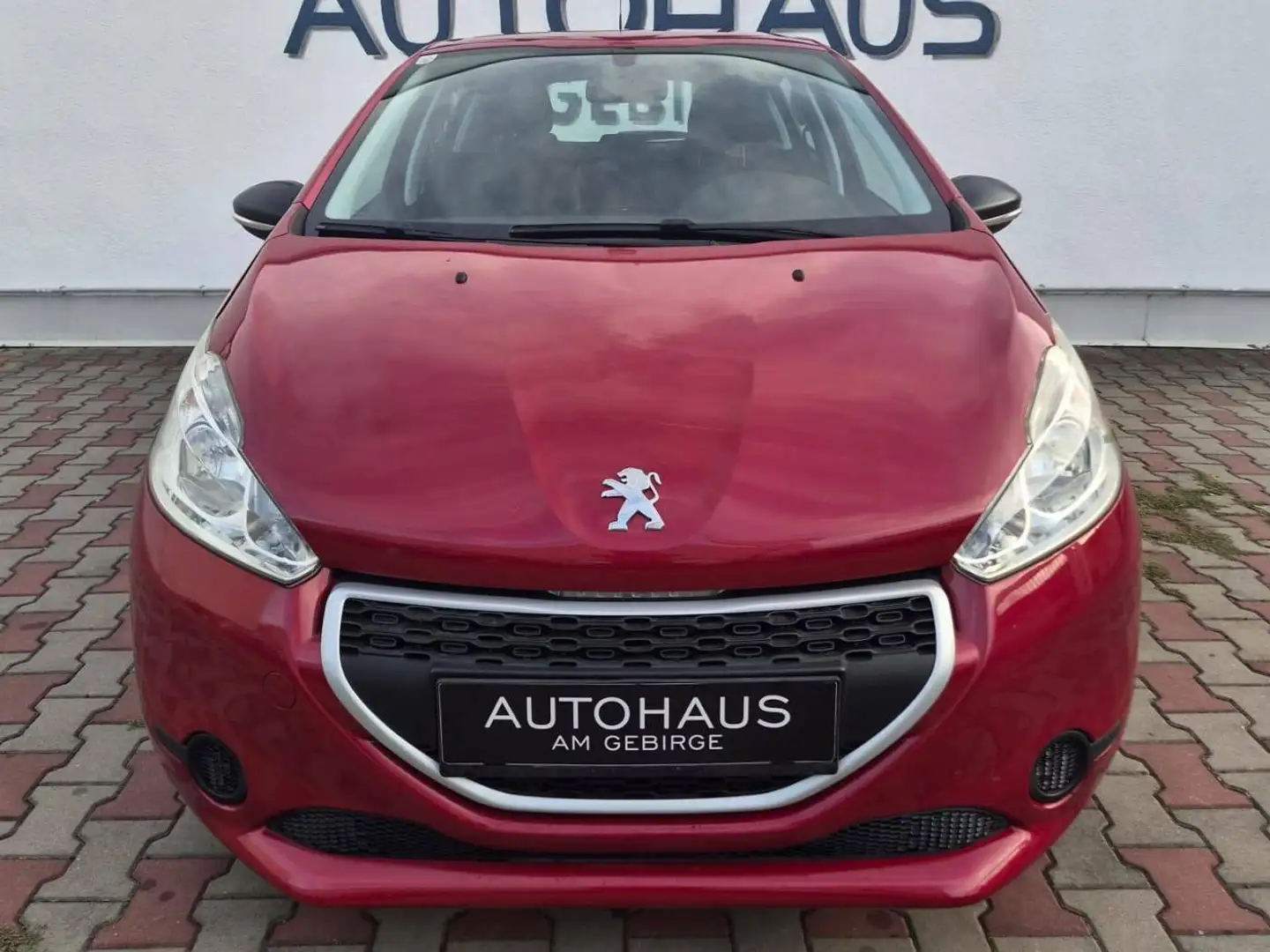 Peugeot 208 ERSTBESITZ Rot - 2