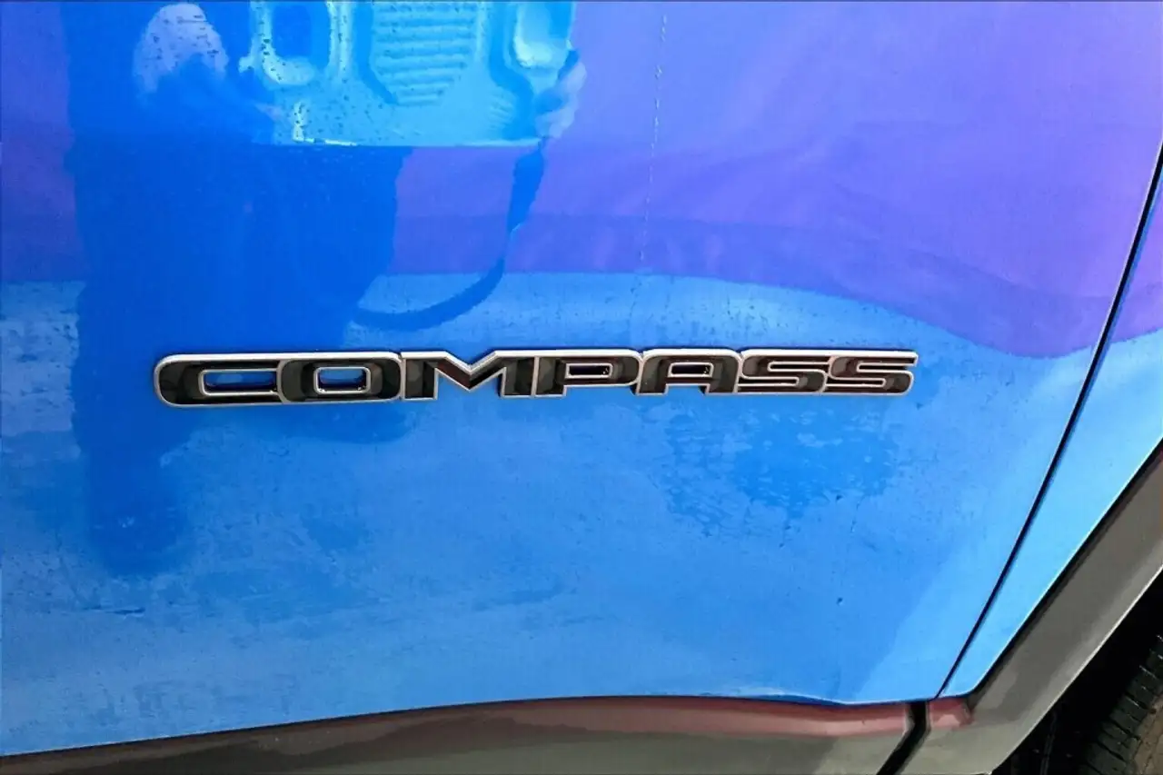 Jeep Compass снимка Jeep Compass