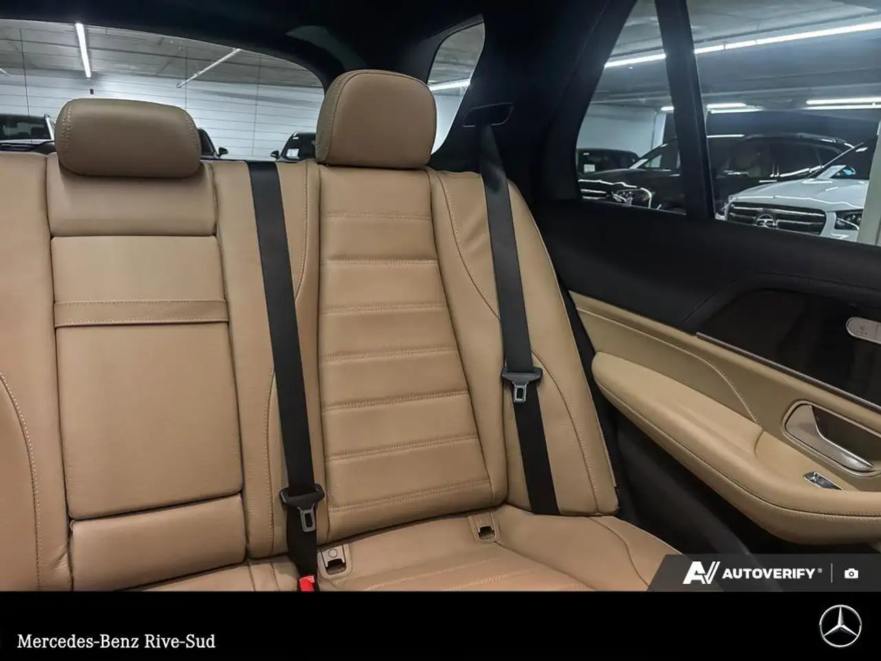 Mercedes-Benz GLE снимка Mercedes-Benz GLE
