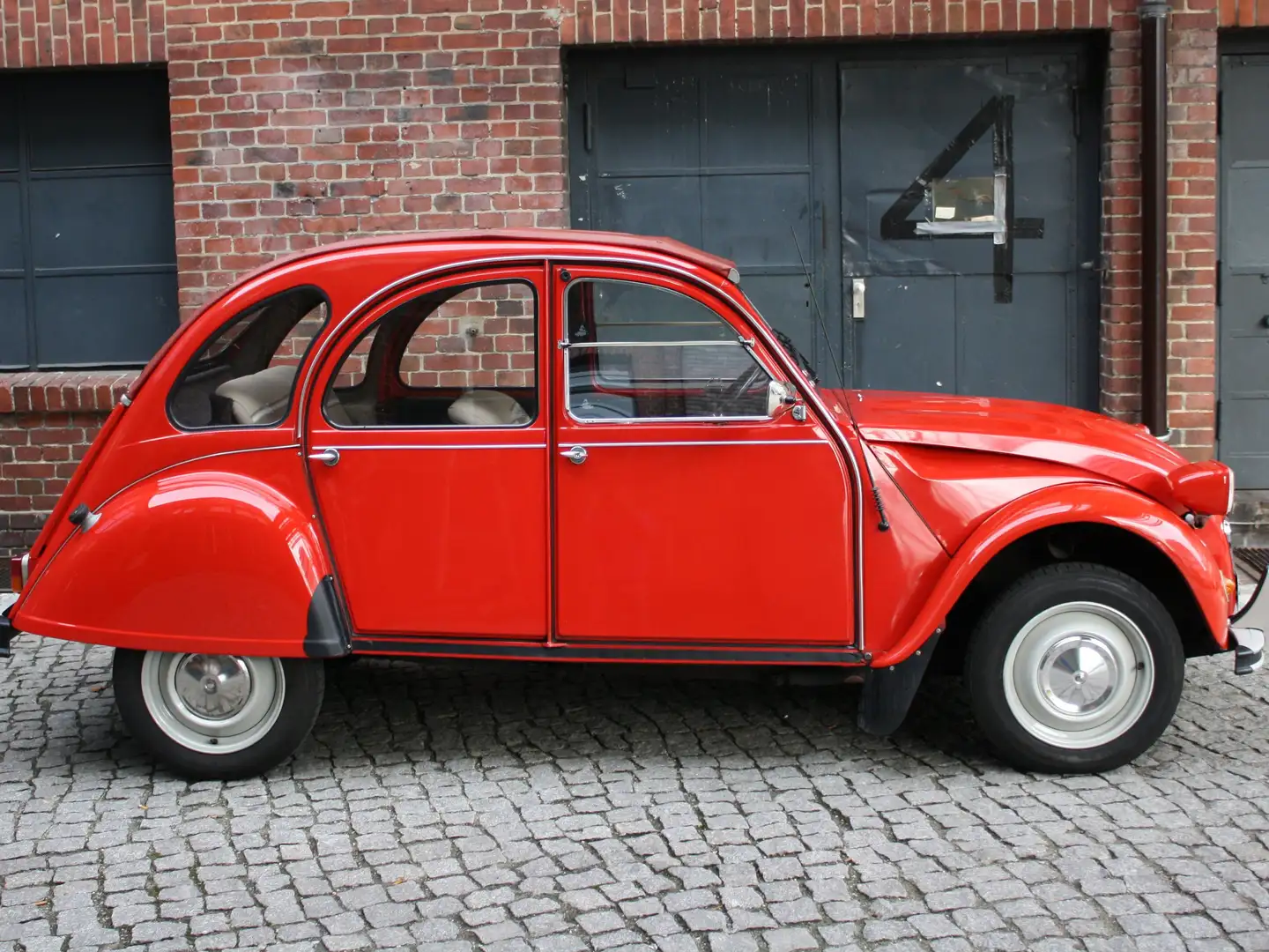 Citroen 2CV Club Kırmızı - 2