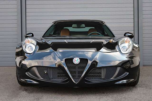 Alfa Romeo 4C Spider Targa/Carbon/Alpine/Kamera/BTH/R17