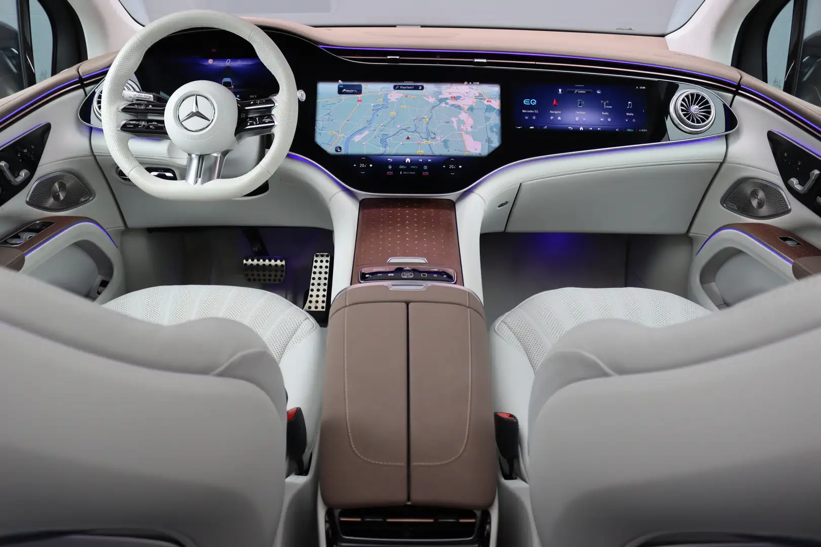 Mercedes-Benz EQS SUV 450+ AMG Line 118 kWh | Luchtvering | Hyperscreen Blau - 2