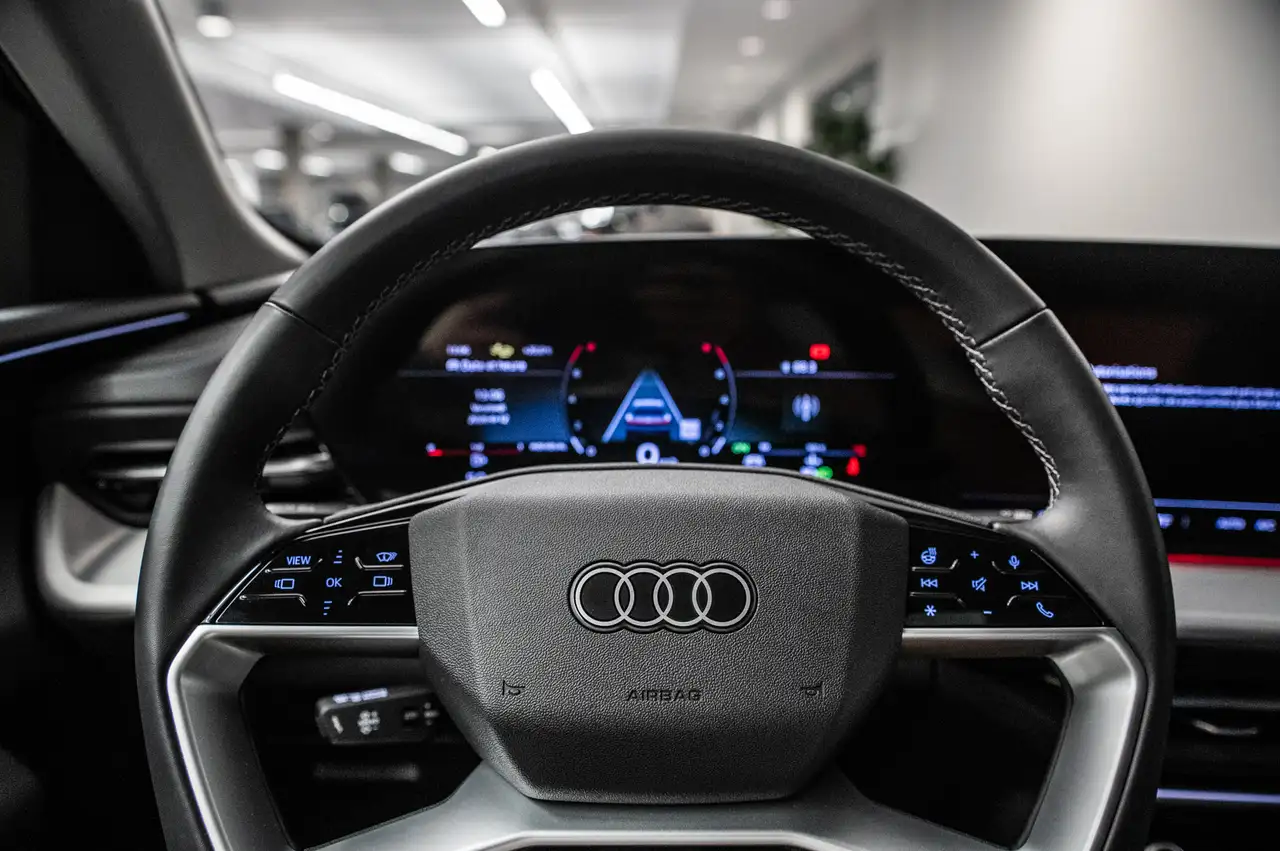Audi Q5 photo Audi Q5