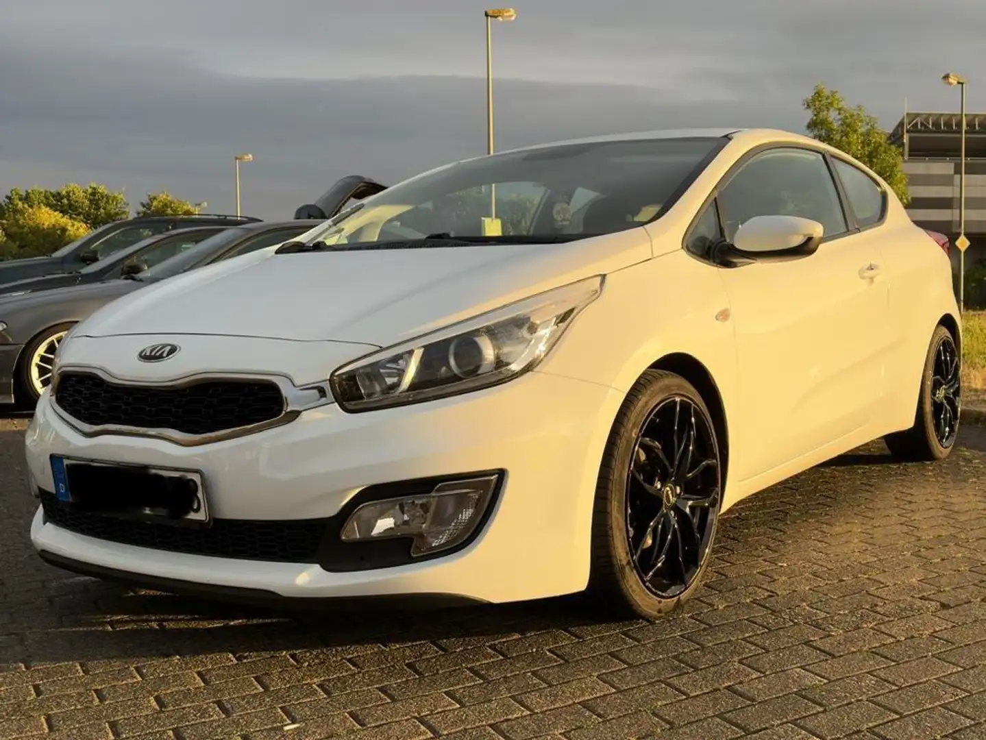 Kia Ceed / cee'd Ceed 1.6 GDI Edition 7 Weiß - 2