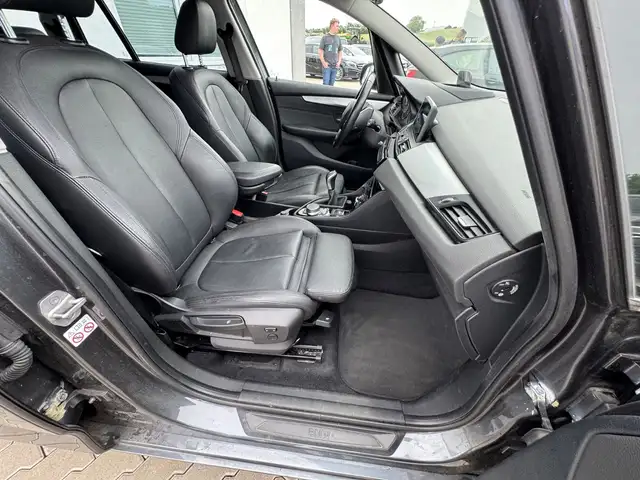 BMW 2 Series view 15