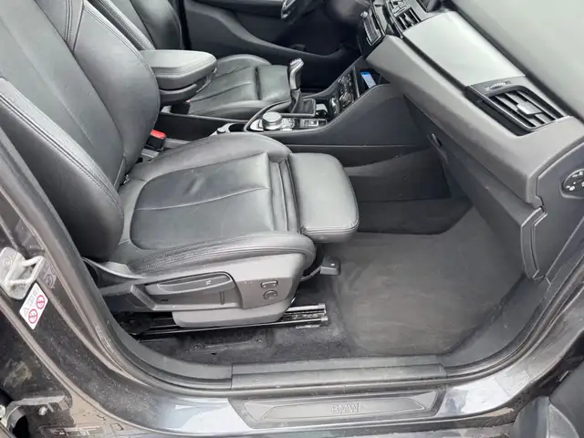 BMW 2 Series view 14