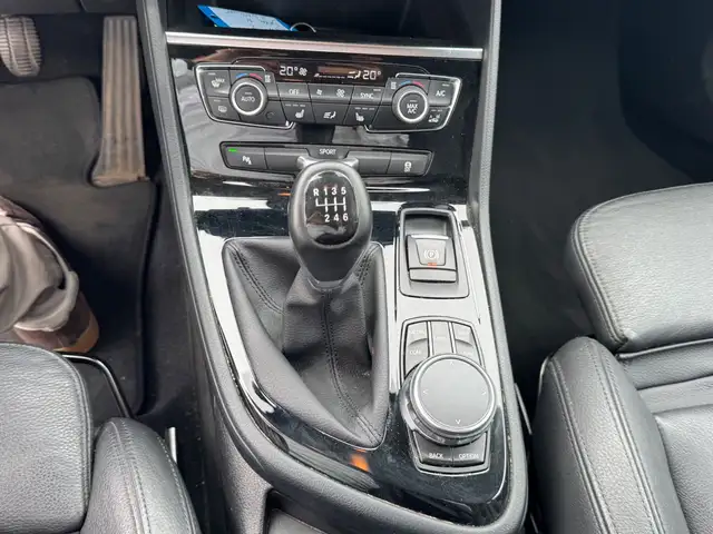 BMW 2 Series view 12