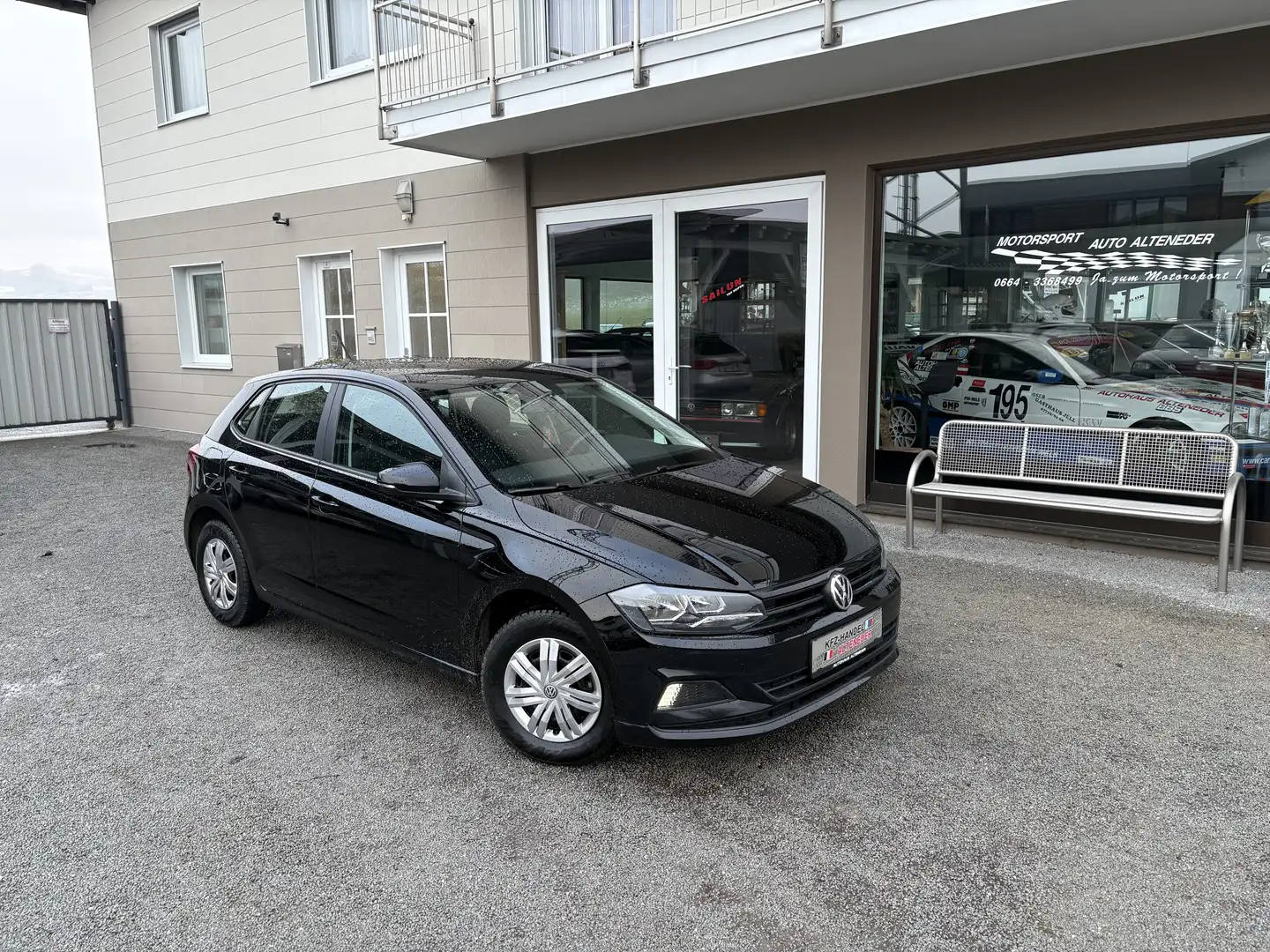 Volkswagen Polo 1,0 Austria *1.BESITZ*KLIMA*BT*VW-HISTORIE* Schwarz - 1