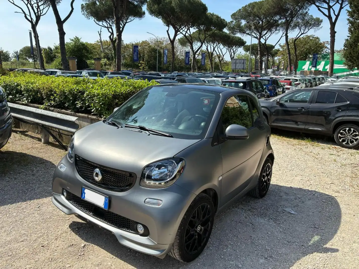 smart forTwo 1.0cc SUPERPASSION TWINAMIC 71cv TETTO PANORAMA Grigio - 1