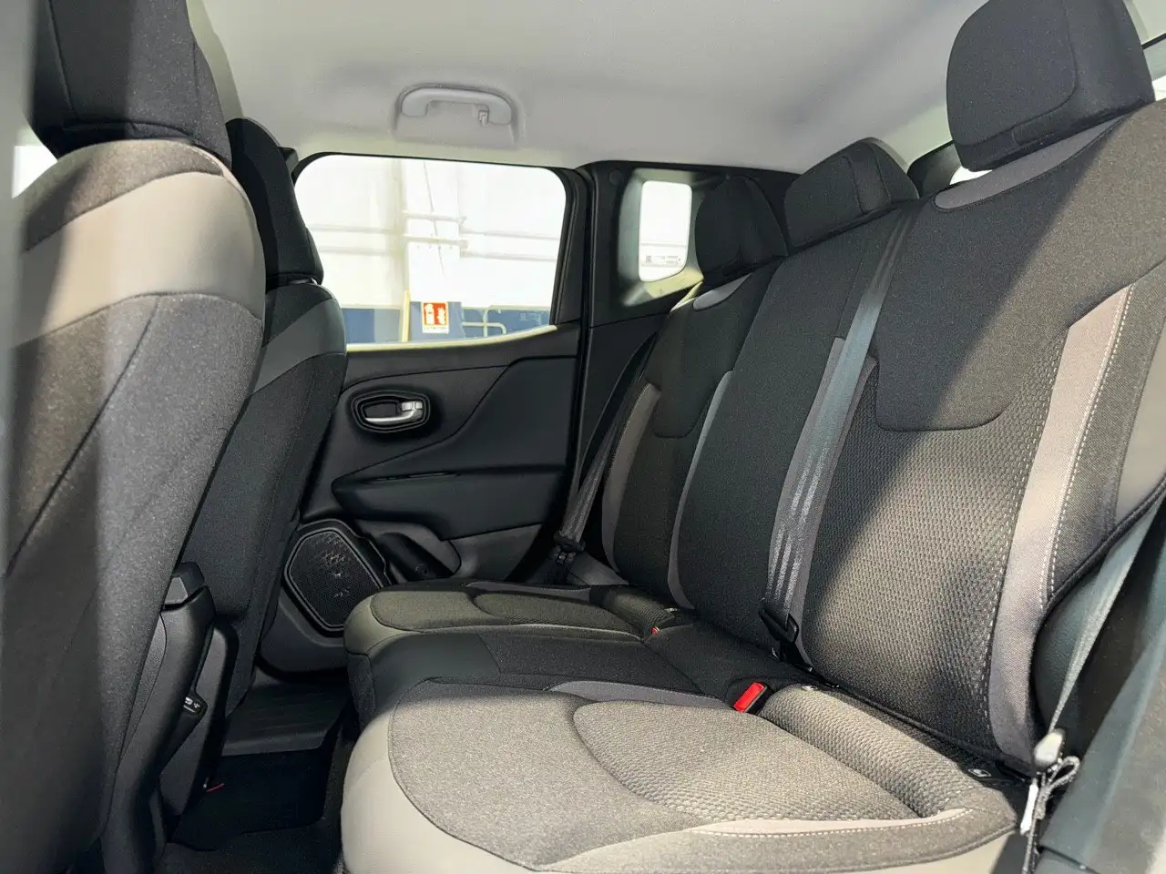 Jeep Renegade 1.5 T4 MHEV 130cv Limited DDCT, миниатюра 10