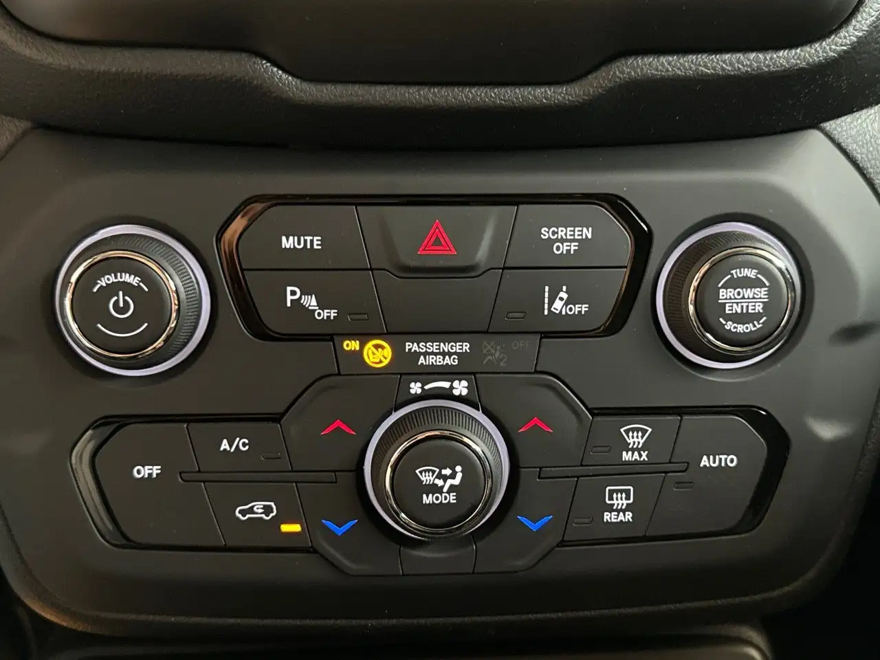 Jeep Renegade 1.5 T4 MHEV 130cv Limited DDCT, миниатюра 17
