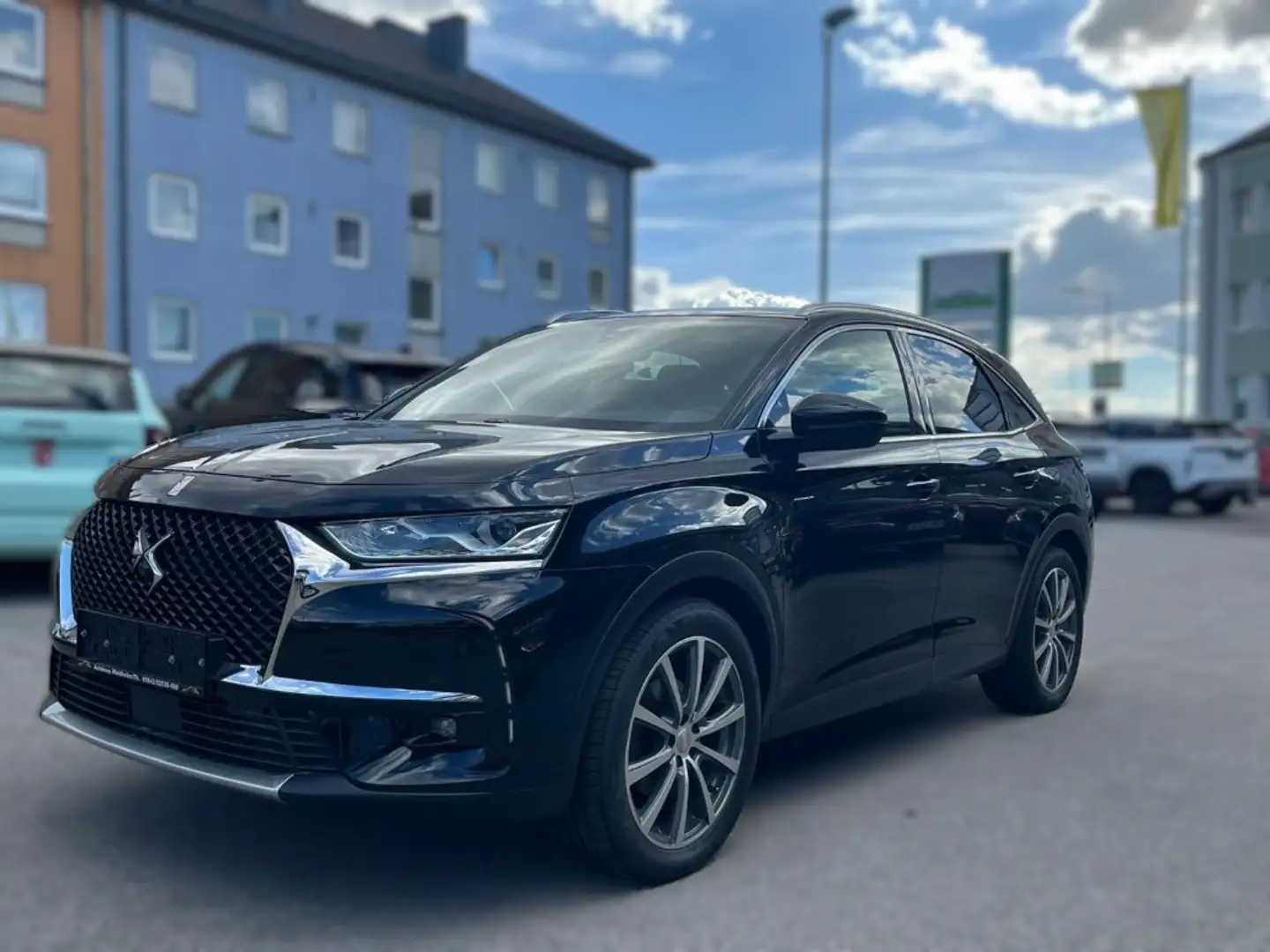 DS Automobiles DS 7 DS7 Crossback BlueHDi 130 EAT 8Be Chic Schwarz - 1