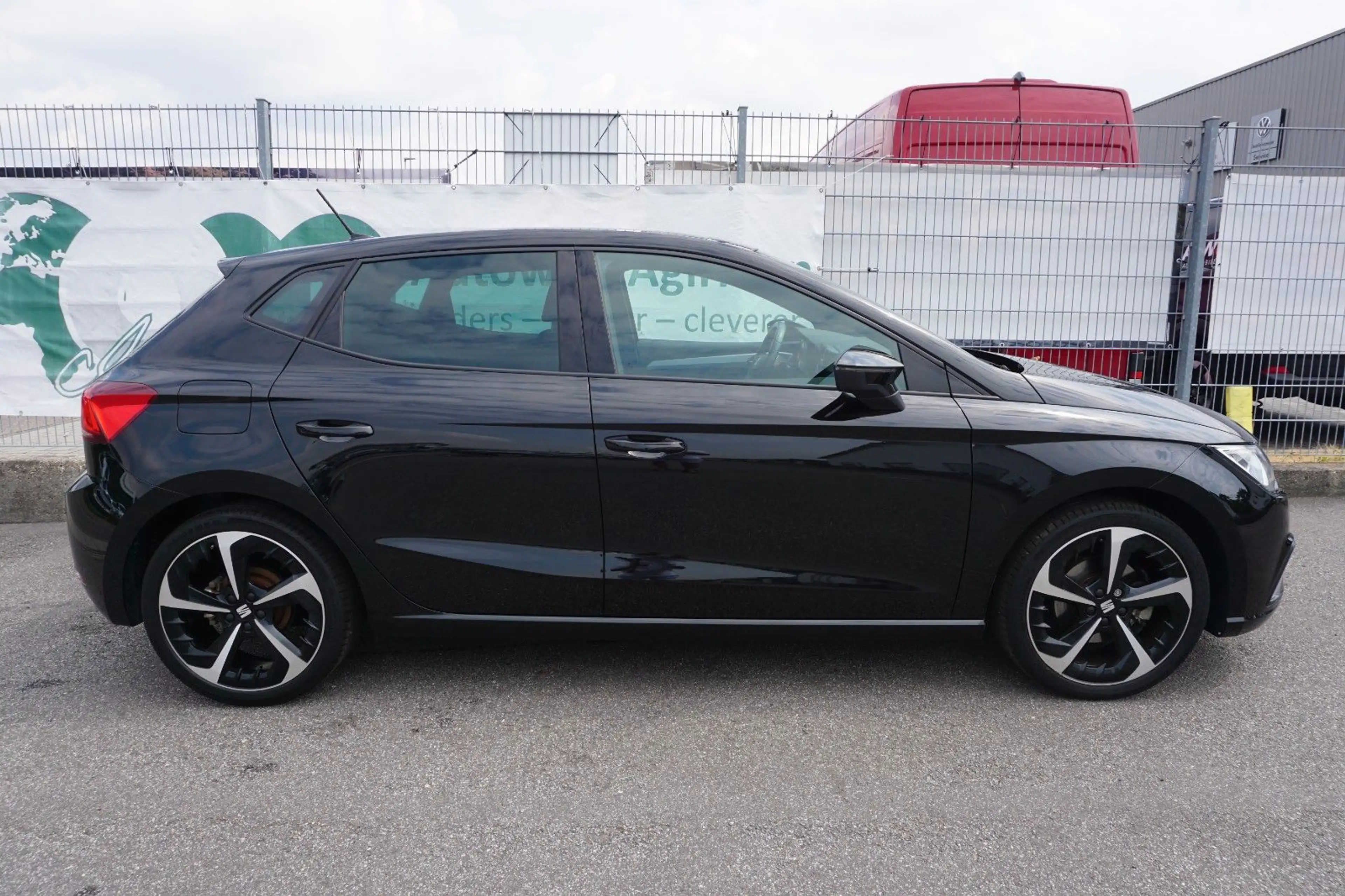 SEAT Ibiza FR 1.0 TSI DSG ACC/18 ZOLL/RFK/PSD/KEYLESS — photo 10