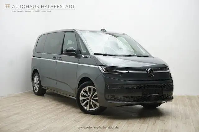 Volkswagen T7 Multivan Style/Pano/IQ Light/AHK/ACC/Navi/Kam