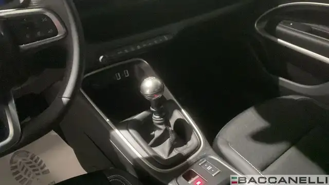 Jeep Avenger view 15