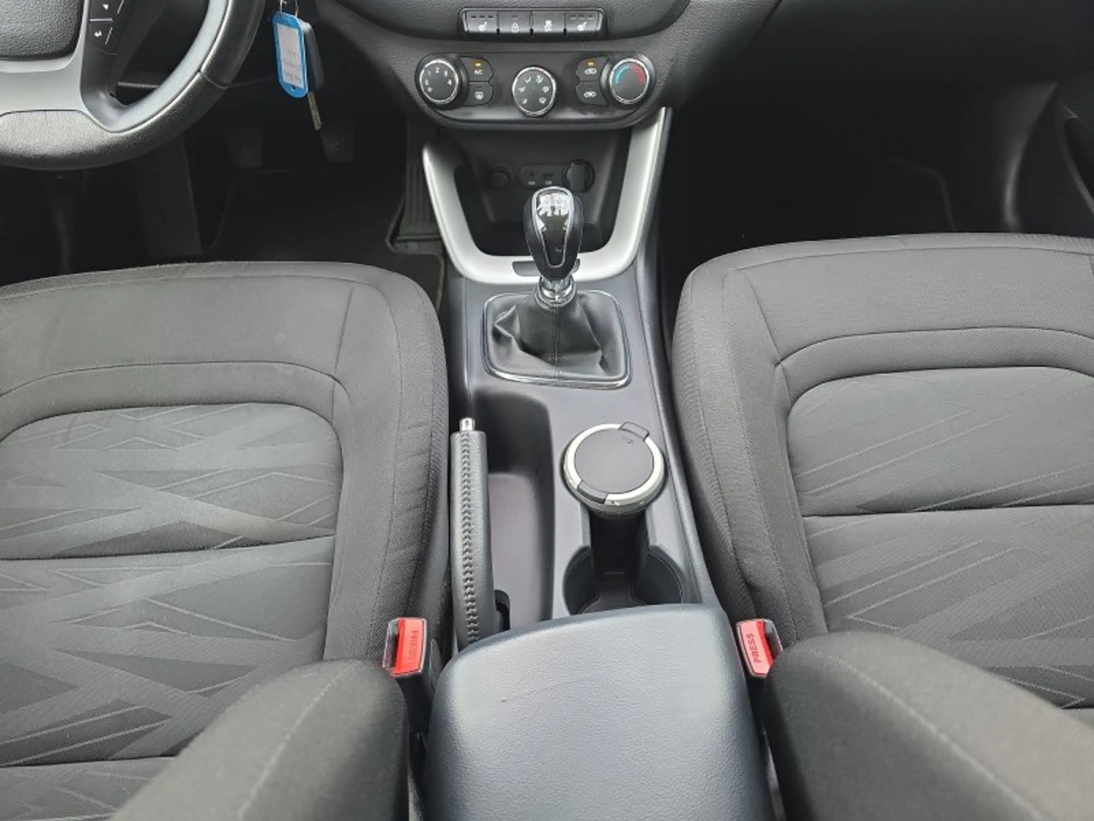 Kia Ceed / cee'd Ceed Edition 7 1,4 100PS 16*Alu/Winterp/Pdc/Mfll/K — photo 11