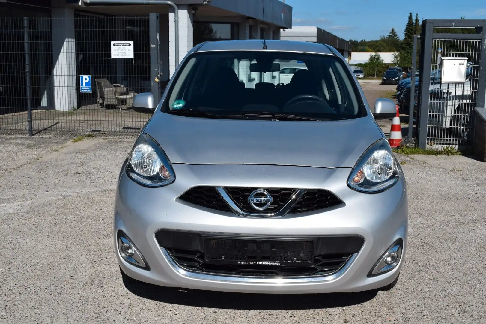 Nissan Micra Acenta Silber - 2