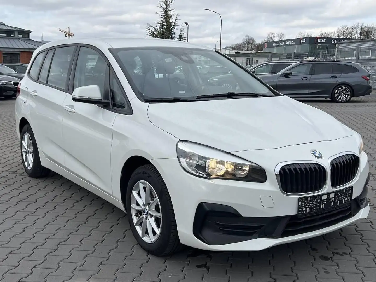 BMW 216 BMW 216d Gran Tourer Steptronic Fehér - 2