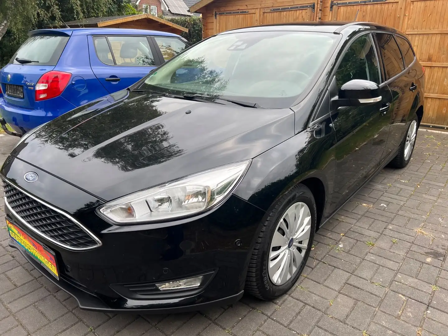 Ford Focus Trend Turnier  48000km Zahnriemen neu Schwarz - 1